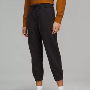Lululemon Athletica On The Move Cropped Jogger Sweatpants